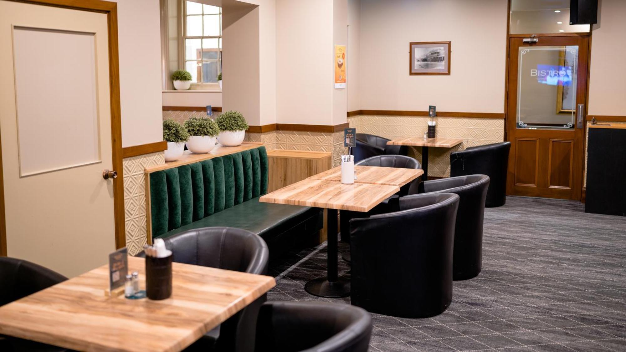 Victoria Hotel Strathalbyn Esterno foto