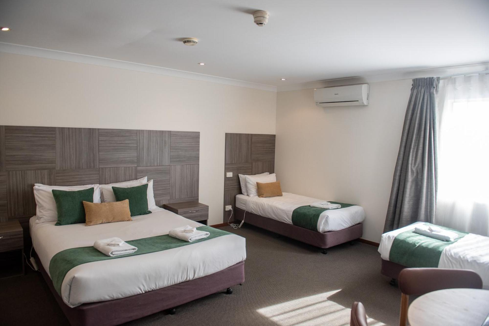Victoria Hotel Strathalbyn Esterno foto